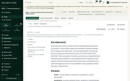 Der Reiter Sachverhalt zeigt die KI-Zusammenfassung mit Stand, Umfang, Bearbeiten, Versionen, Export und Inhaltsverzeichnis; Tatsachen sind anhand der Belege zu prüfen.