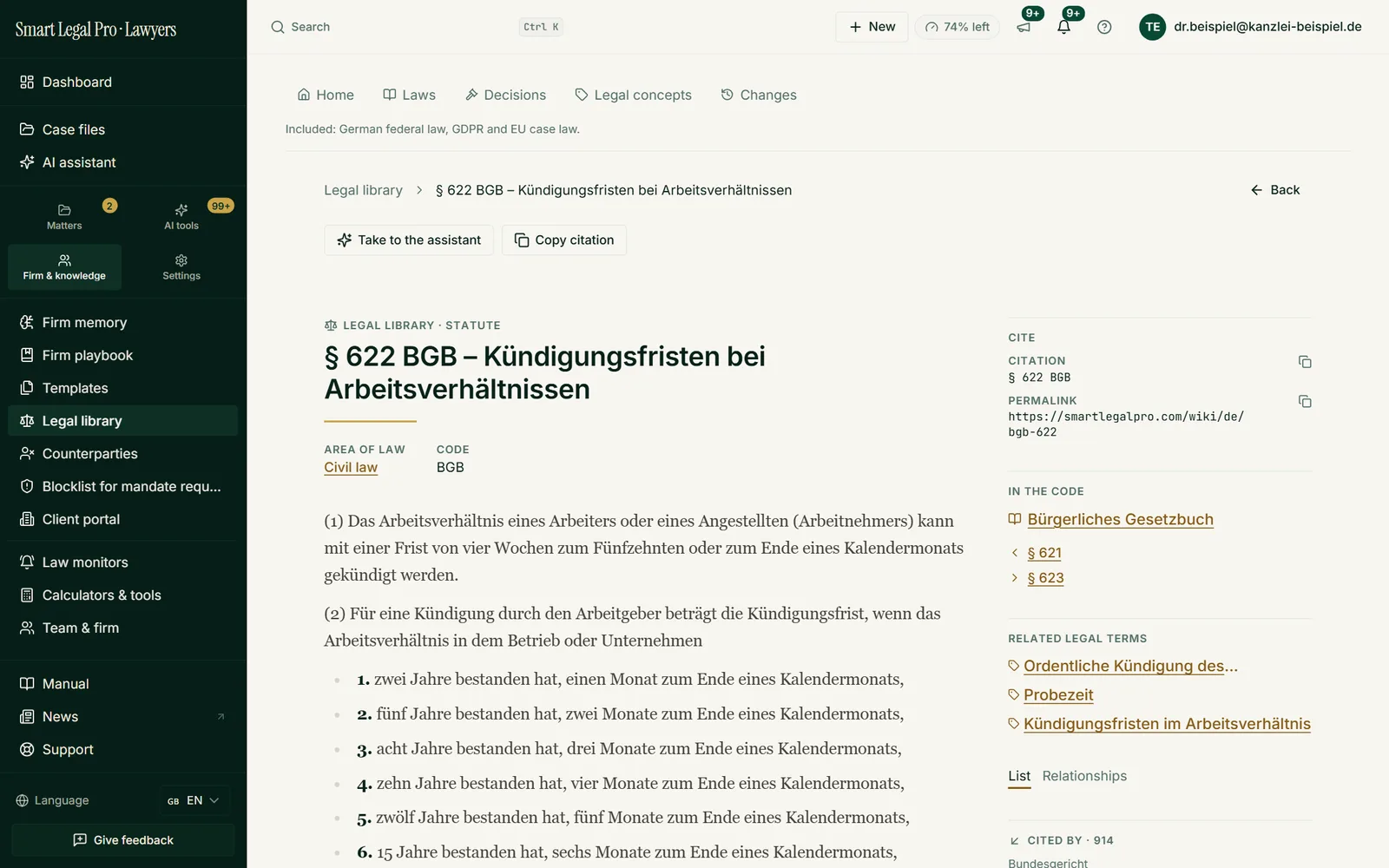 The provision page shows the wording, the statute with neighboring sections, related legal concepts and ready citation and permalink fields – transferable to the assistant with one click.