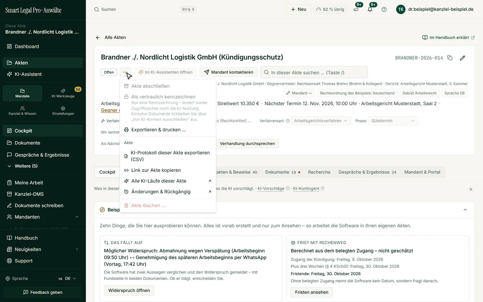 Das Menü der Akte bündelt Abschließen, Vertraulich-Kennzeichnung, Export und Druck, KI-Protokoll als CSV, Link kopieren und Änderungen rückgängig machen.