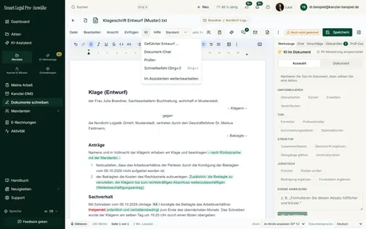 Das KI-Menü führt zu allem, was die KI am Dokument tun kann; Vorschläge werden erst auf Ihren Klick übernommen.