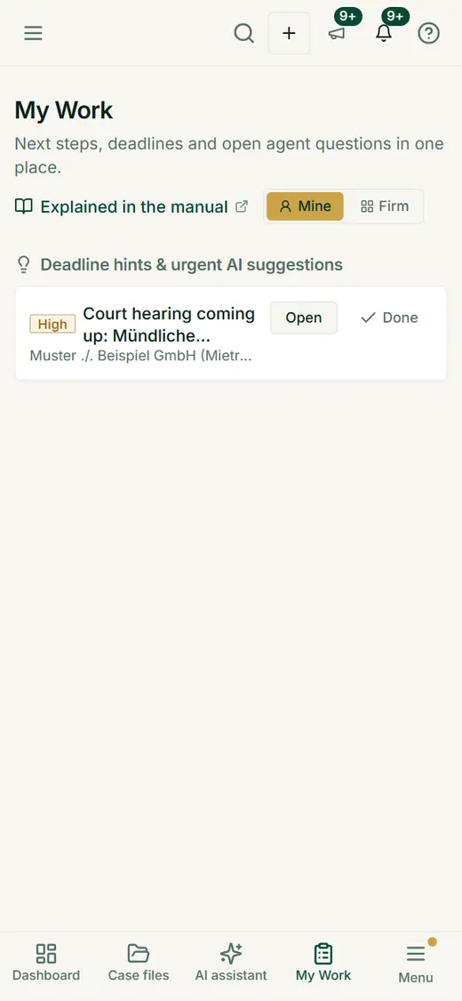 The task list adapts to the smartphone: urgency, case and the switches “Open” and “Done” stay within reach at a glance.