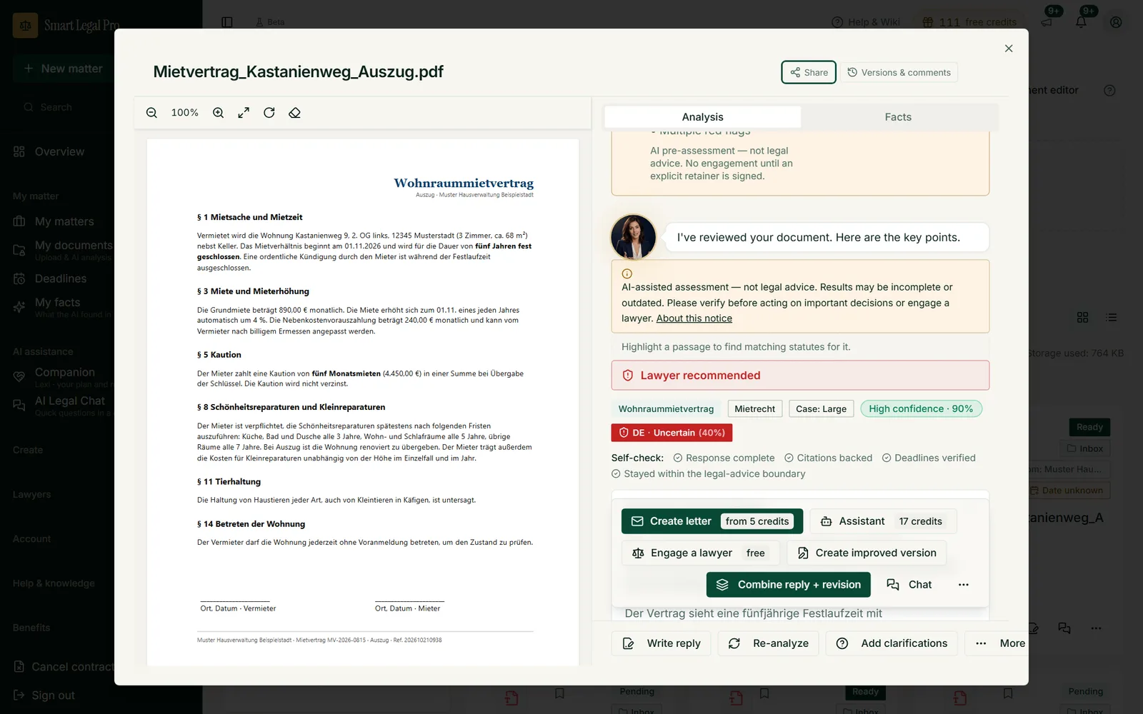 On the left the lease excerpt, on the right the analysis with contract type, the AI’s self-check and the recommendation to involve a lawyer.