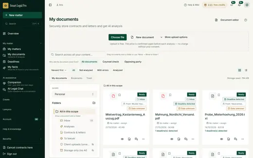 Uploaded letters and contracts with status, folders and a note on detected deadlines; the upload is free.