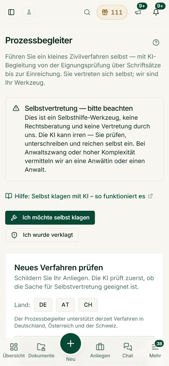 Eignungsprüfung und Verfahren auch unterwegs: Sachverhalt schildern, Land wählen und prüfen lassen. Der Hinweis auf Selbstvertretung bleibt immer sichtbar.