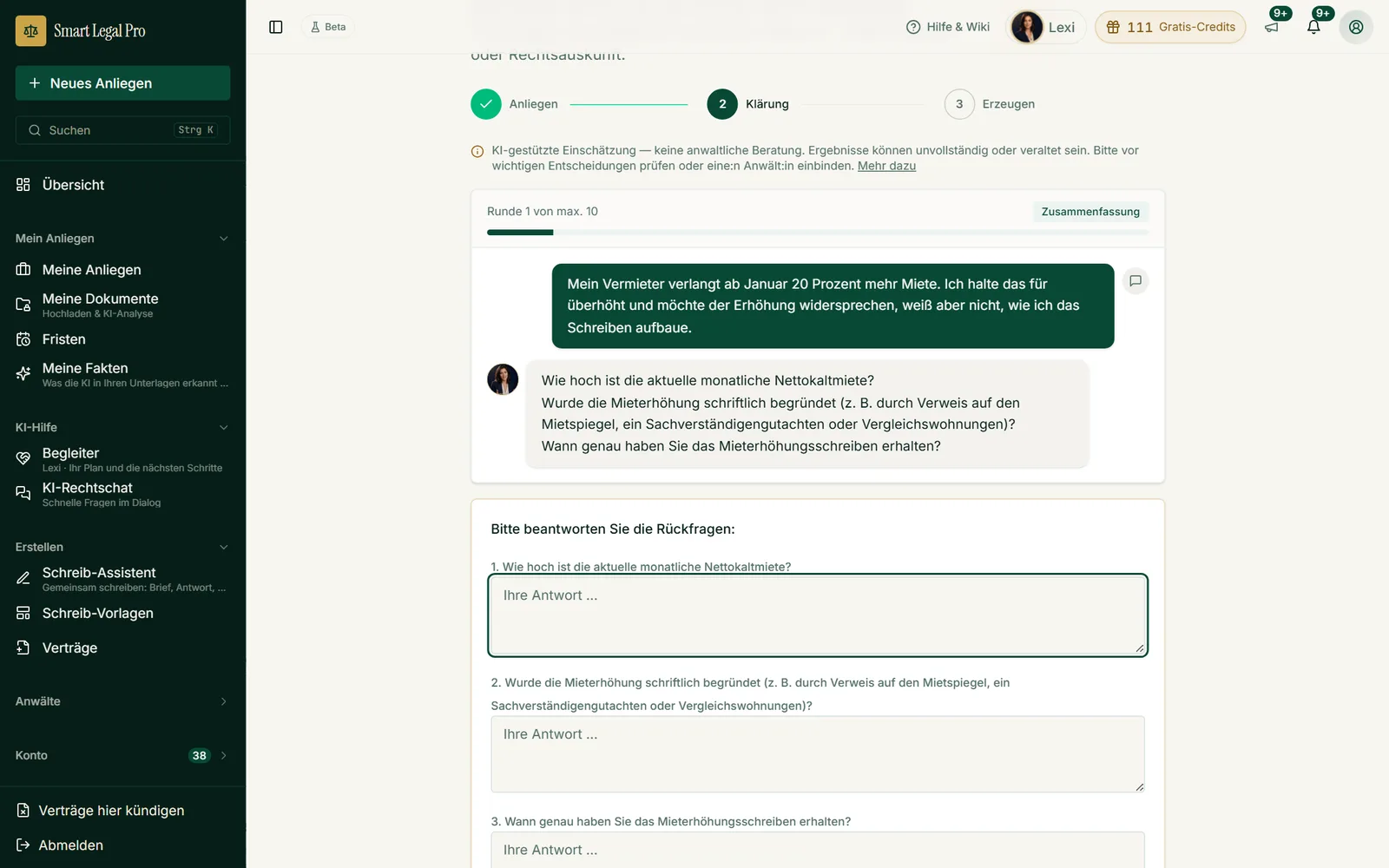 Antwort des Schreib-Assistenten auf ein frei beschriebenes Anliegen: Rückfragen zu Miete, Begründung und Zugangsdatum.