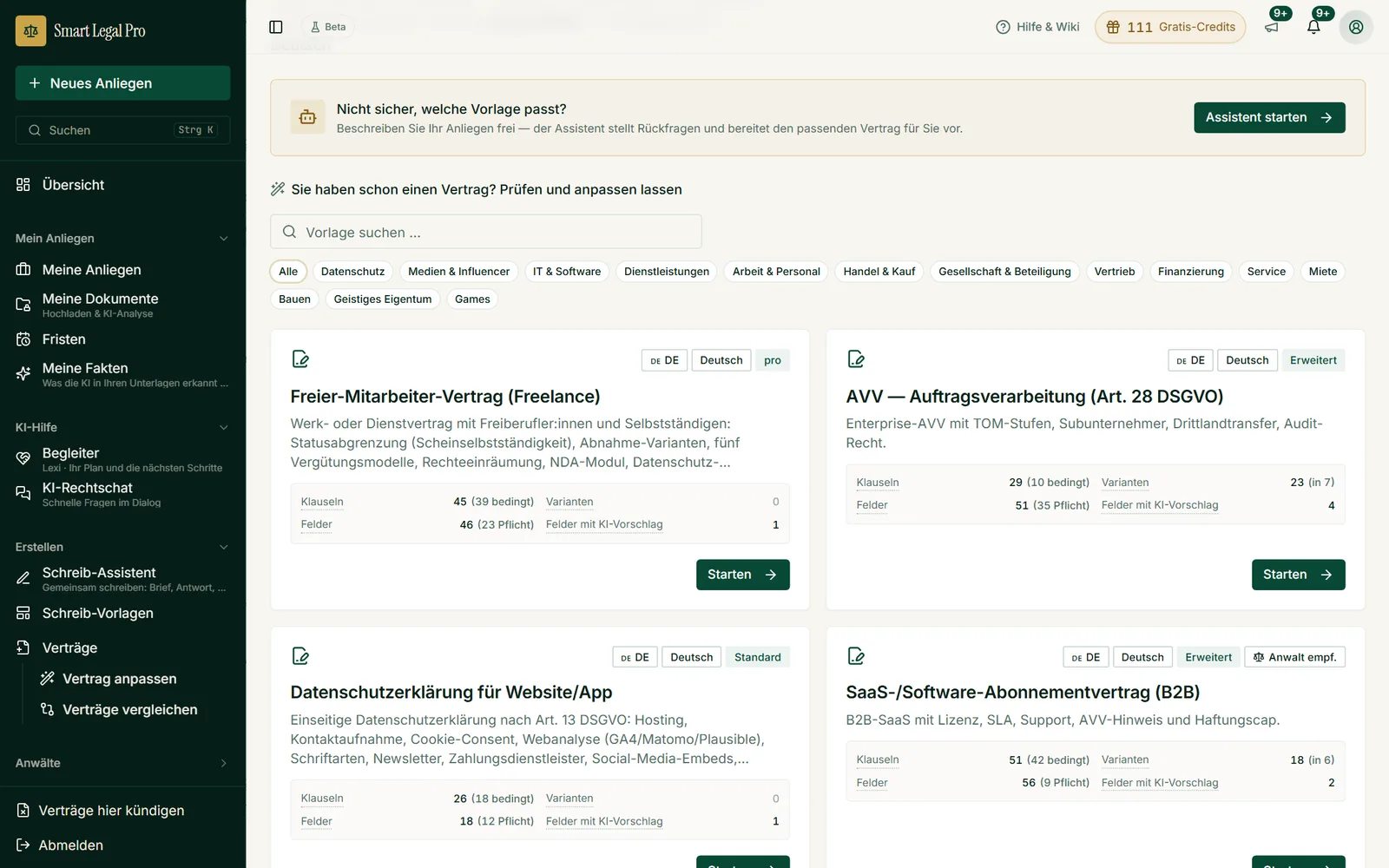 Der Vertragskatalog zeigt je Vertragsart Umfang und Stufe, bietet Suche und Themenfilter und hat einen Assistenten für alle, die nicht sicher sind.