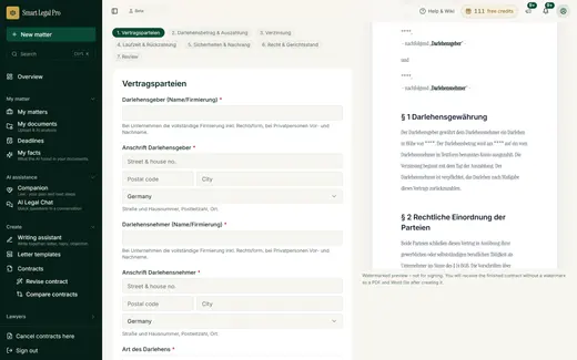 The contract assistant guides you through the details in seven steps, and the contract preview grows on the right.